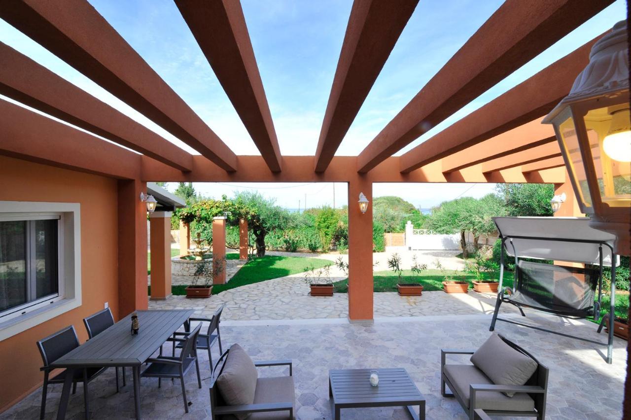 Pyramid City Apartments Agios Spyridon  エクステリア 写真